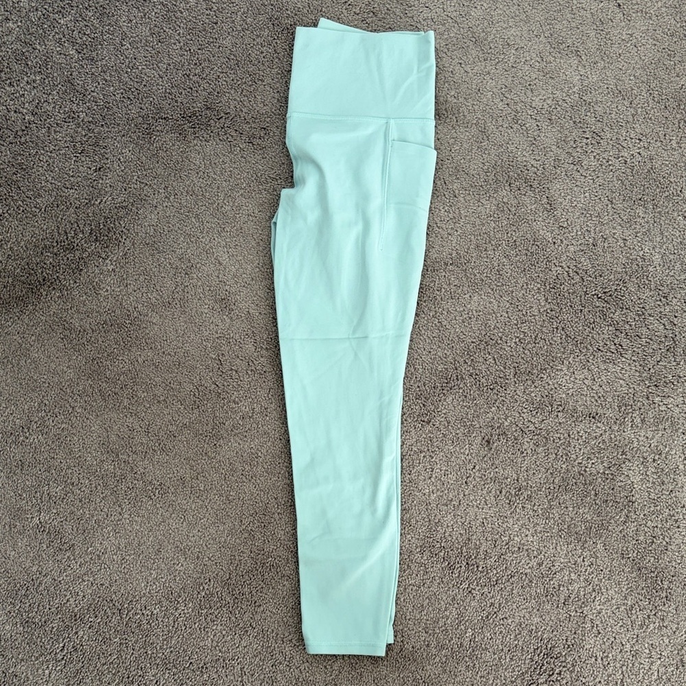 Athleta Salutation Stash II Leggings 7/8